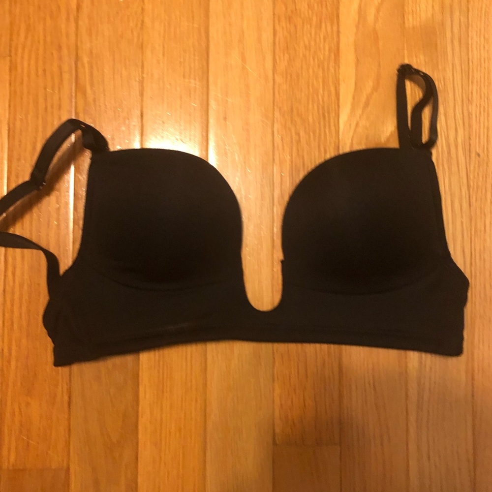 black swoop neck bra